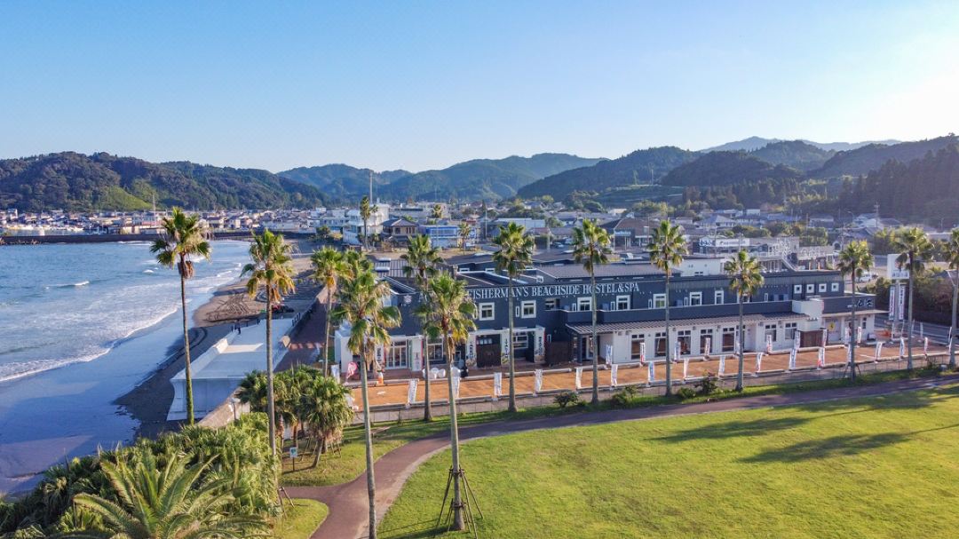 Aoshima Fisherman's Beachside Hostel & Spa